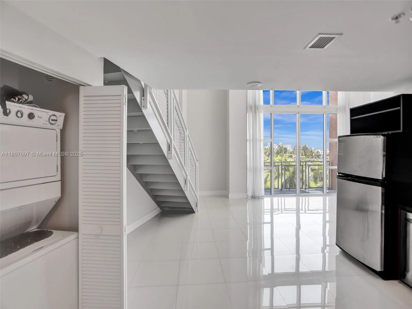 244 Biscayne Blvd # 439, Miami FL 33132