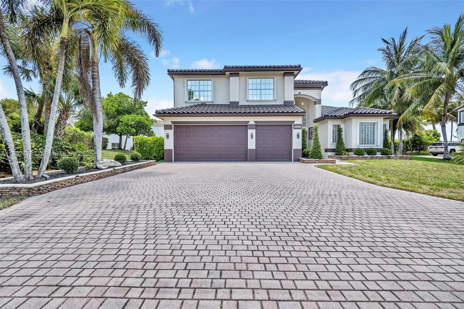 5 bedroom 5 bath for sale at 5466 SW 187th Ter, Miramar FL 33029