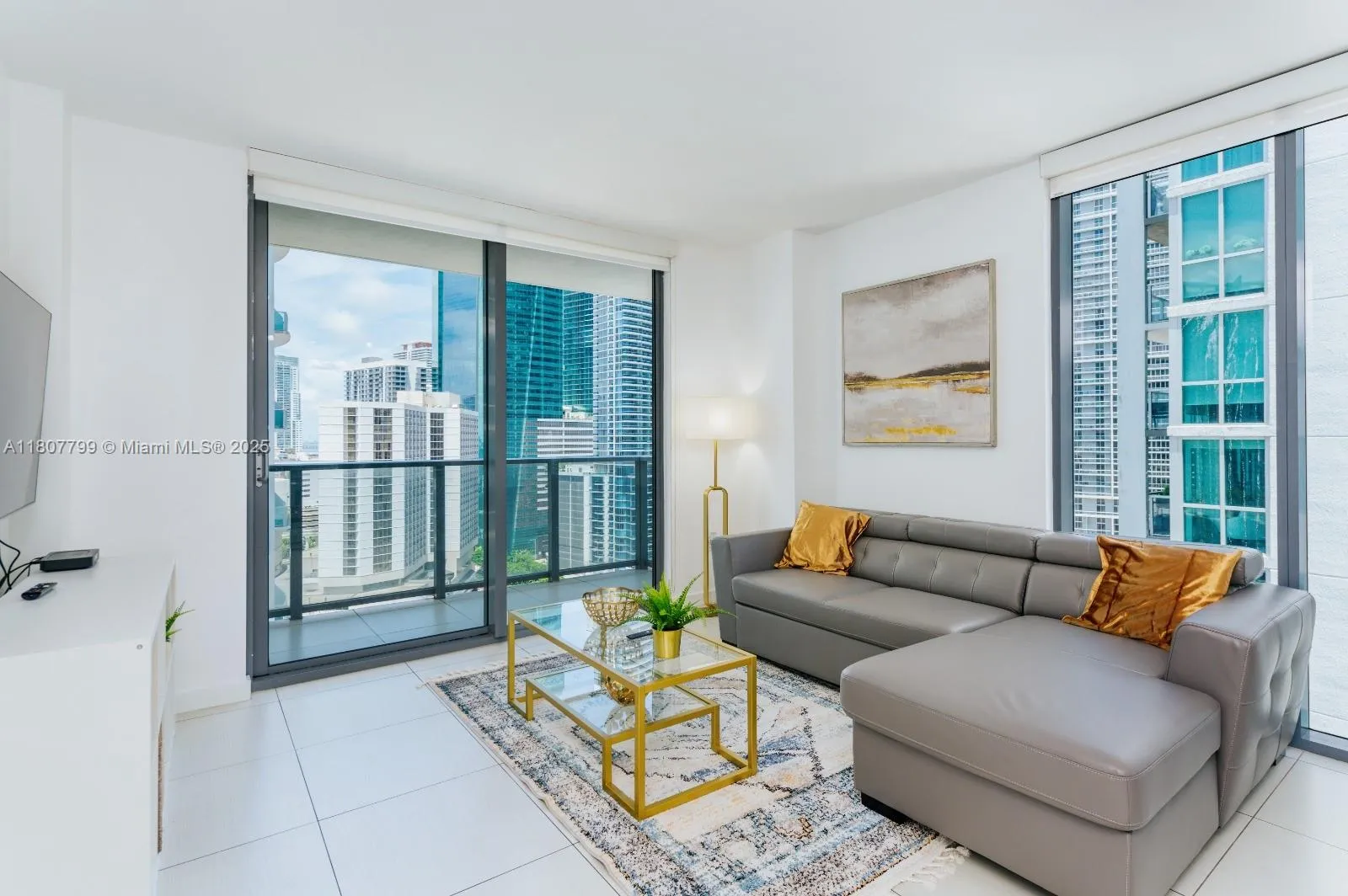 31 SE 6th St # 2408, Miami FL 33131