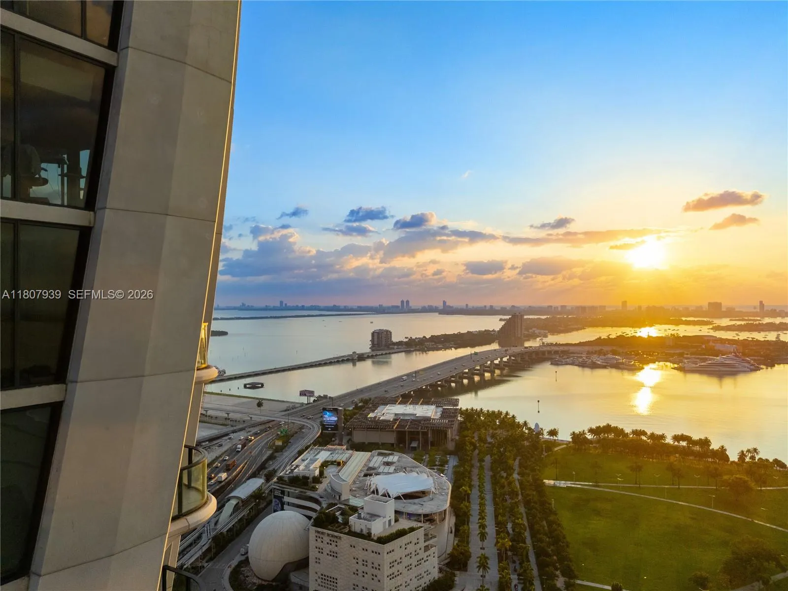4 bedroom 5 bath for sale at 1000 Biscayne Blvd # 3201, Miami FL 33132