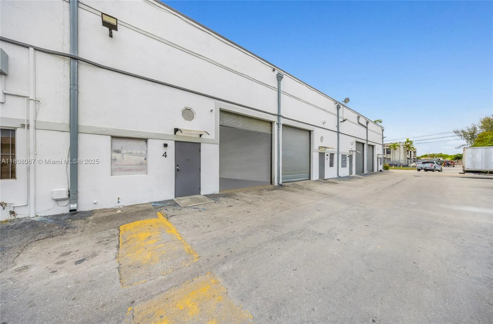 Commercial Sale for sale at 12101 NW 98th Ave, Hialeah Gardens FL 33018
