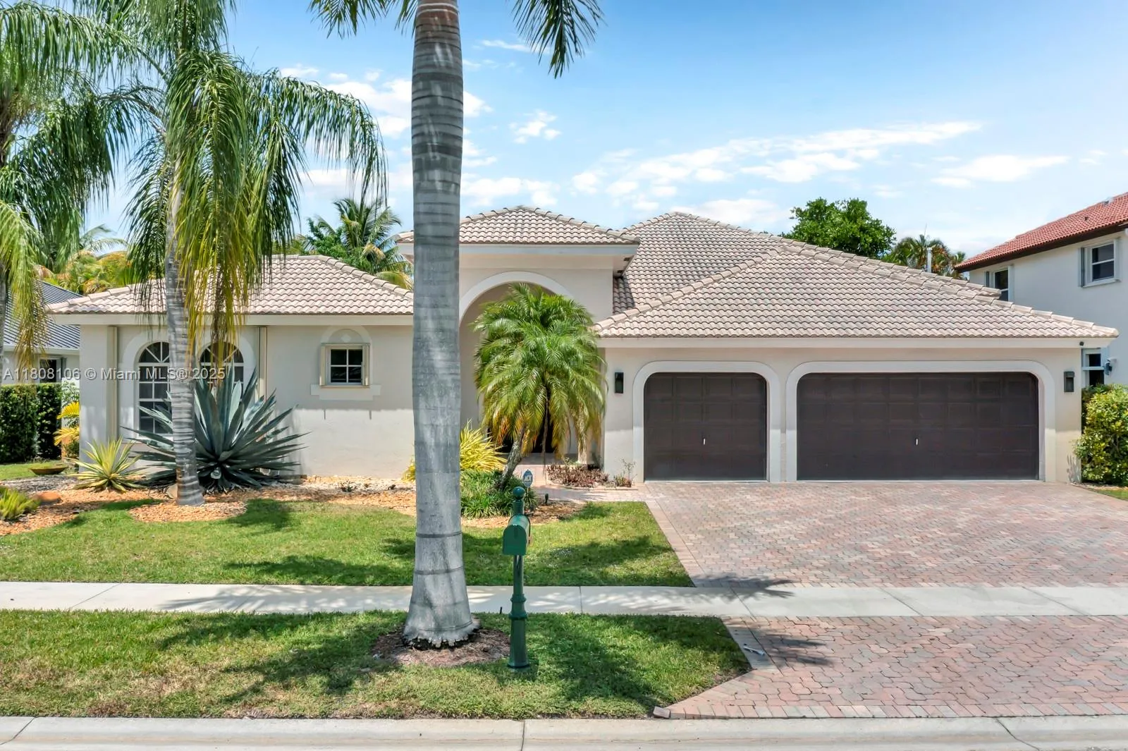 4 bedroom 3 bath for sale at 18621 SW 39th Ct, Miramar FL 33029