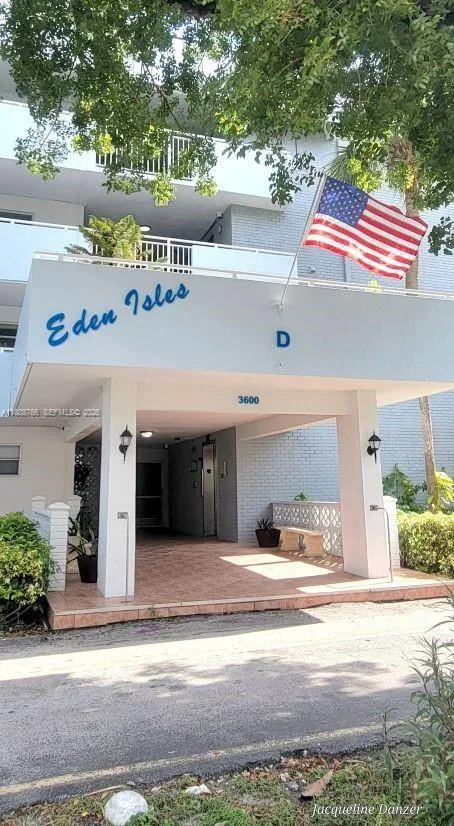 3600 NE 170th St # 404, North Miami Beach FL 33160
