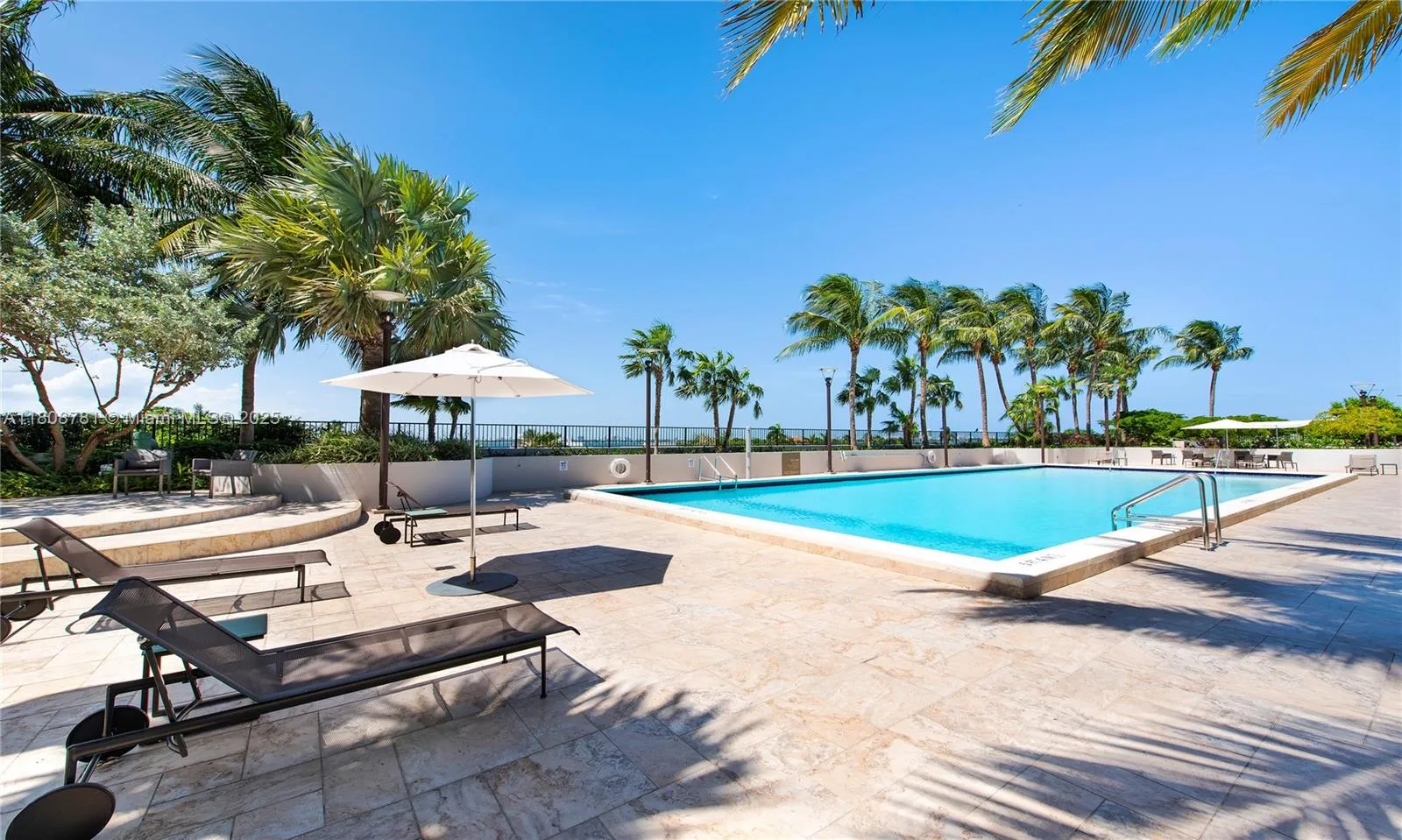 1000 Venetian Way # 114, Miami FL 33139