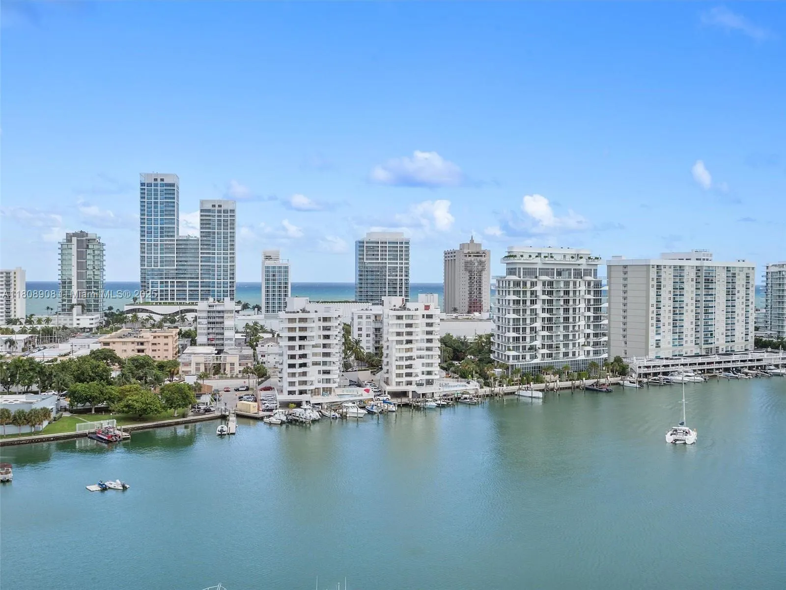 900 Bay Dr, Miami Beach FL 33141
