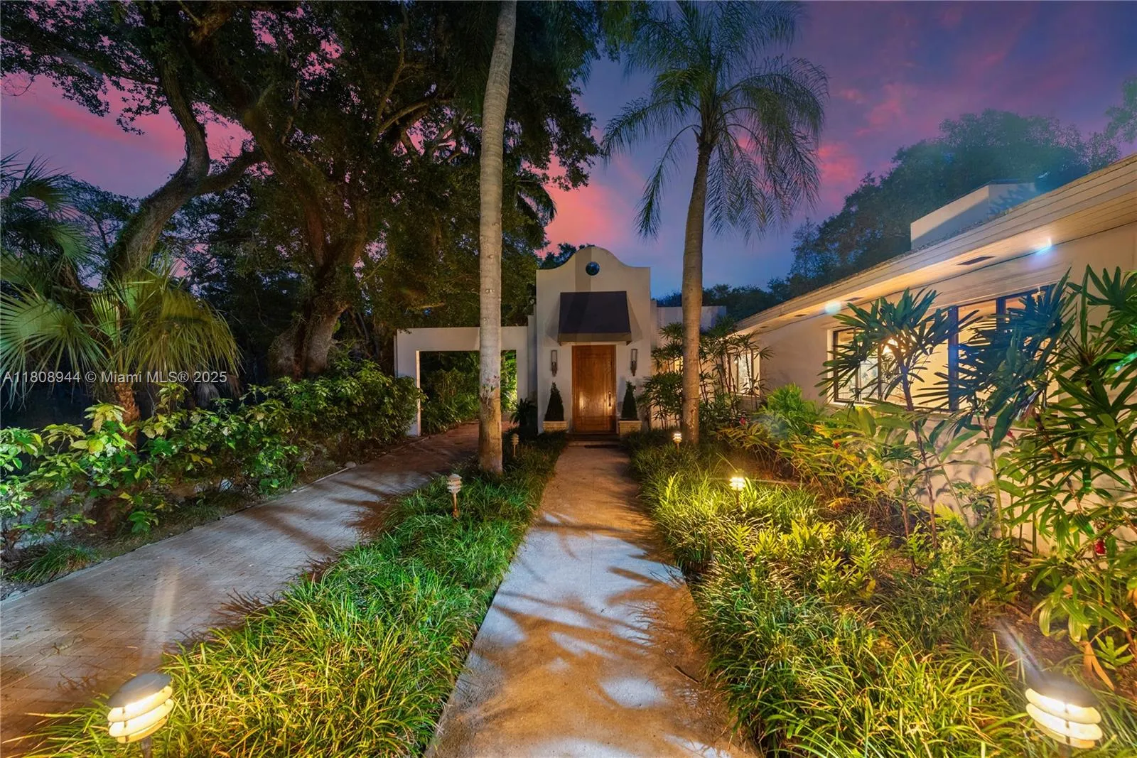 5465 Banyan Trl, Coral Gables FL 33156