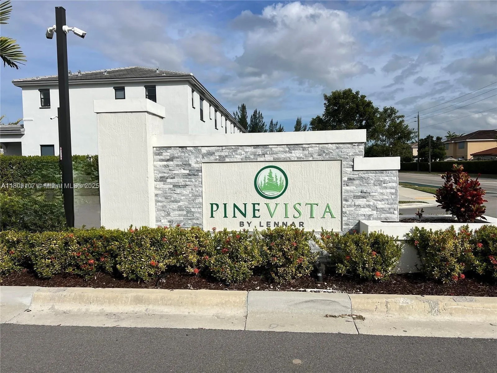 3 bedroom 2 bath for sale at 28729 SW 132nd Pl # 28729, Homestead FL 33033