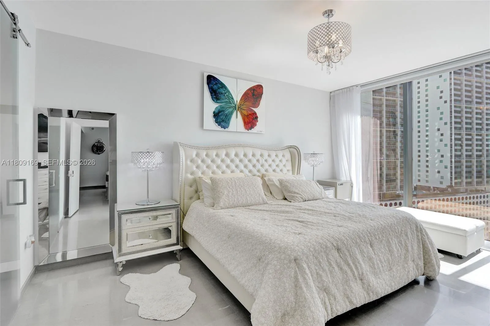 68 SE 6th St. # 1203, Miami FL 33131
