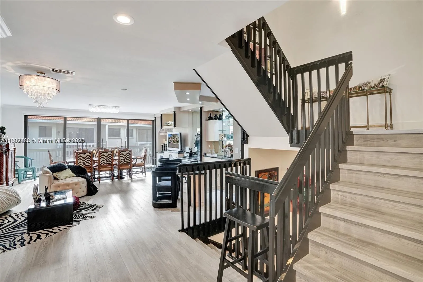 4 bedroom 3 bath for sale at 21388 Marina Cove Cir # G, Aventura FL 33180