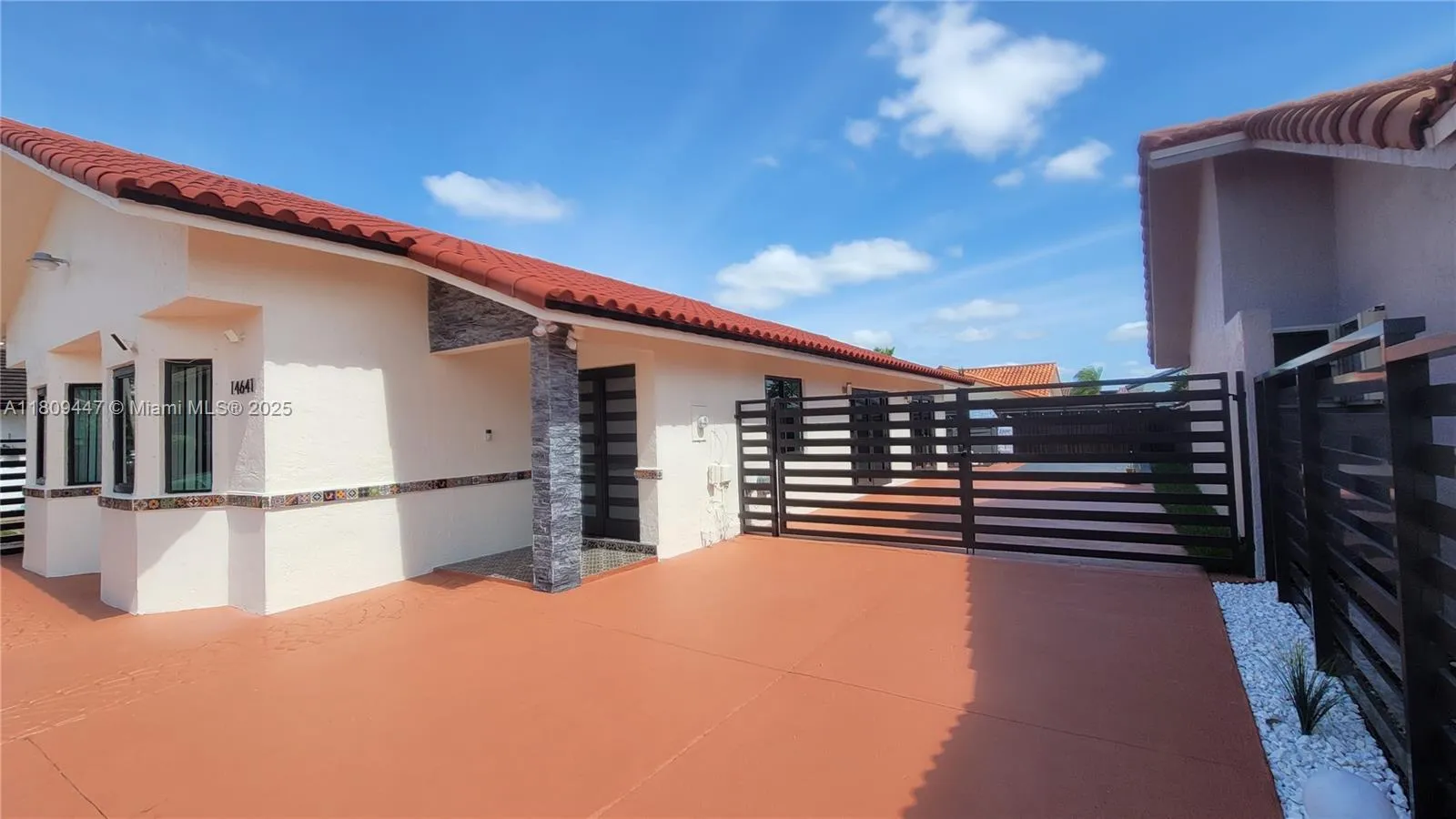 14641 SW 52nd St, Miami FL 33175