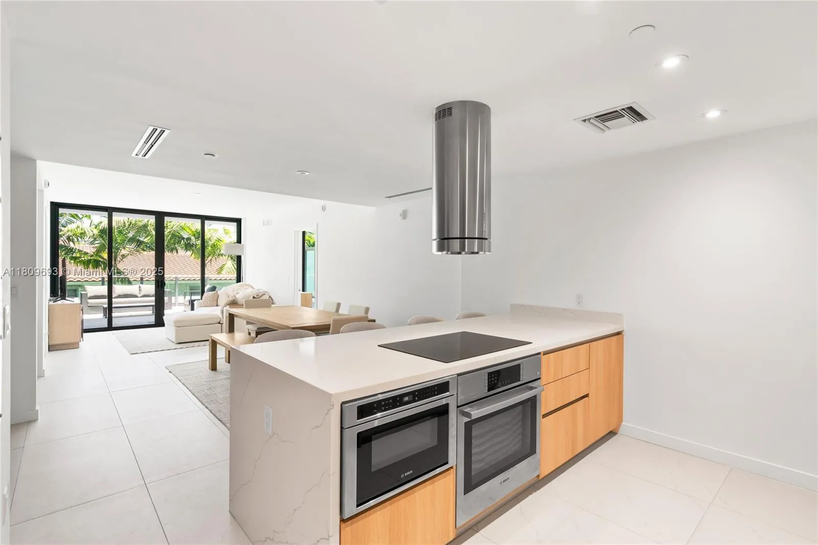 9901 W Bay Harbor Dr # 305, Bal Harbour FL 33154