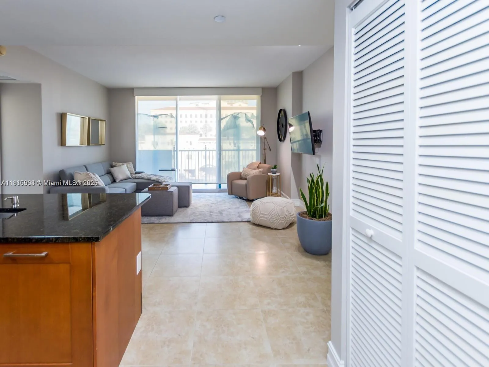 4100 Salzedo St # 618, Coral Gables FL 33146