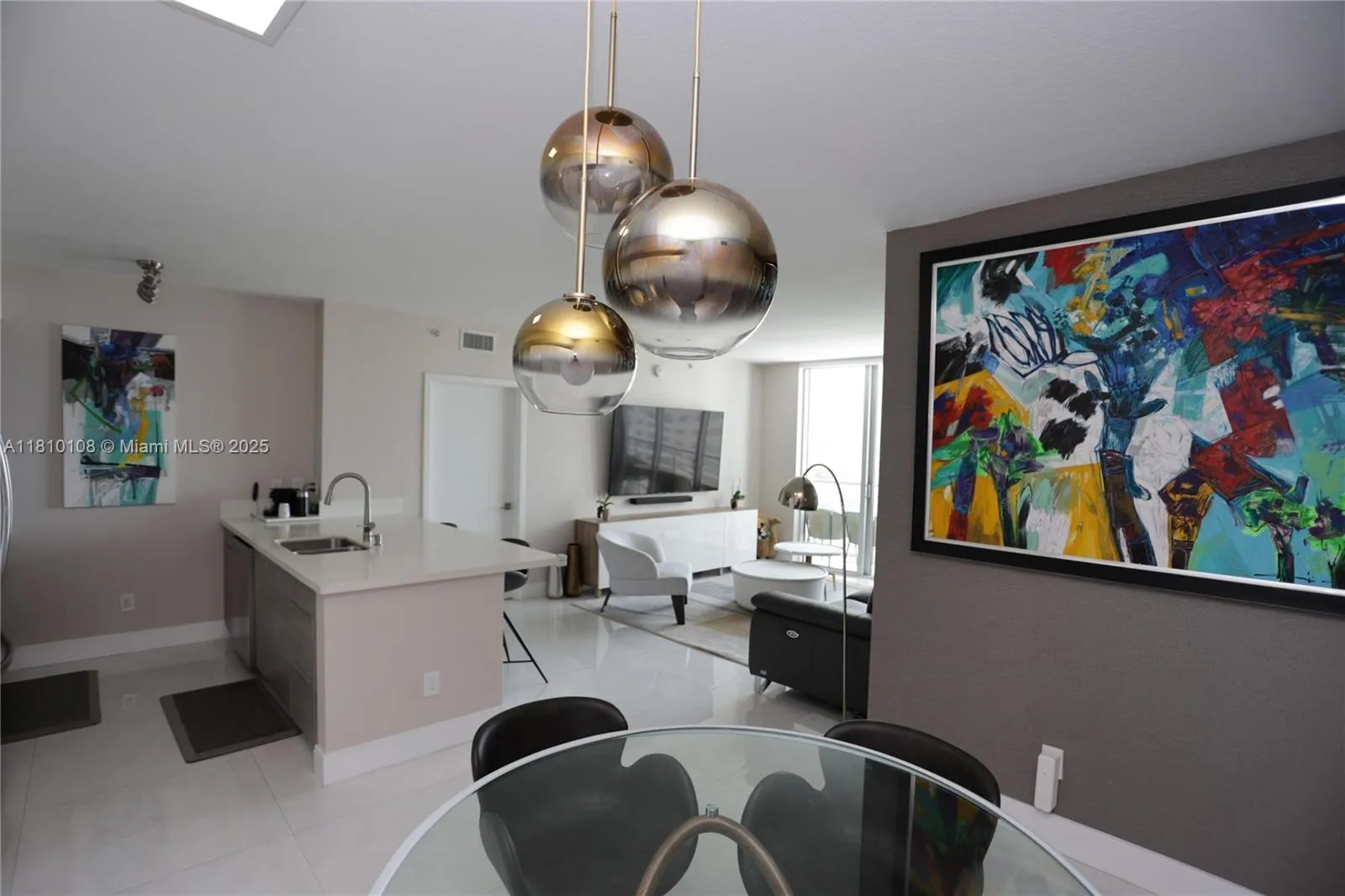 325 S Biscayne Blvd # 1822, Miami FL 33131