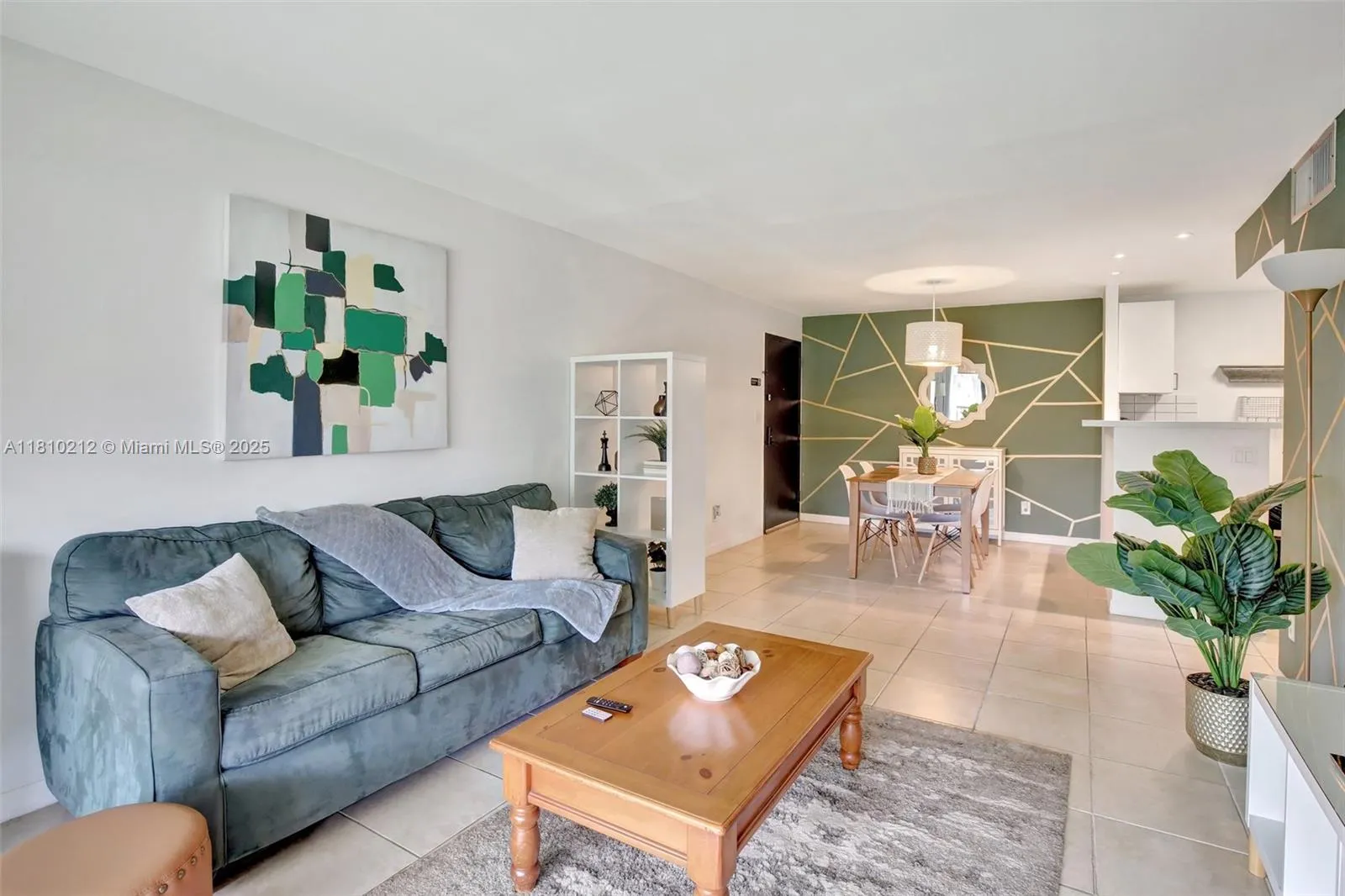 5821 Washington St # 30, Hollywood FL 33023