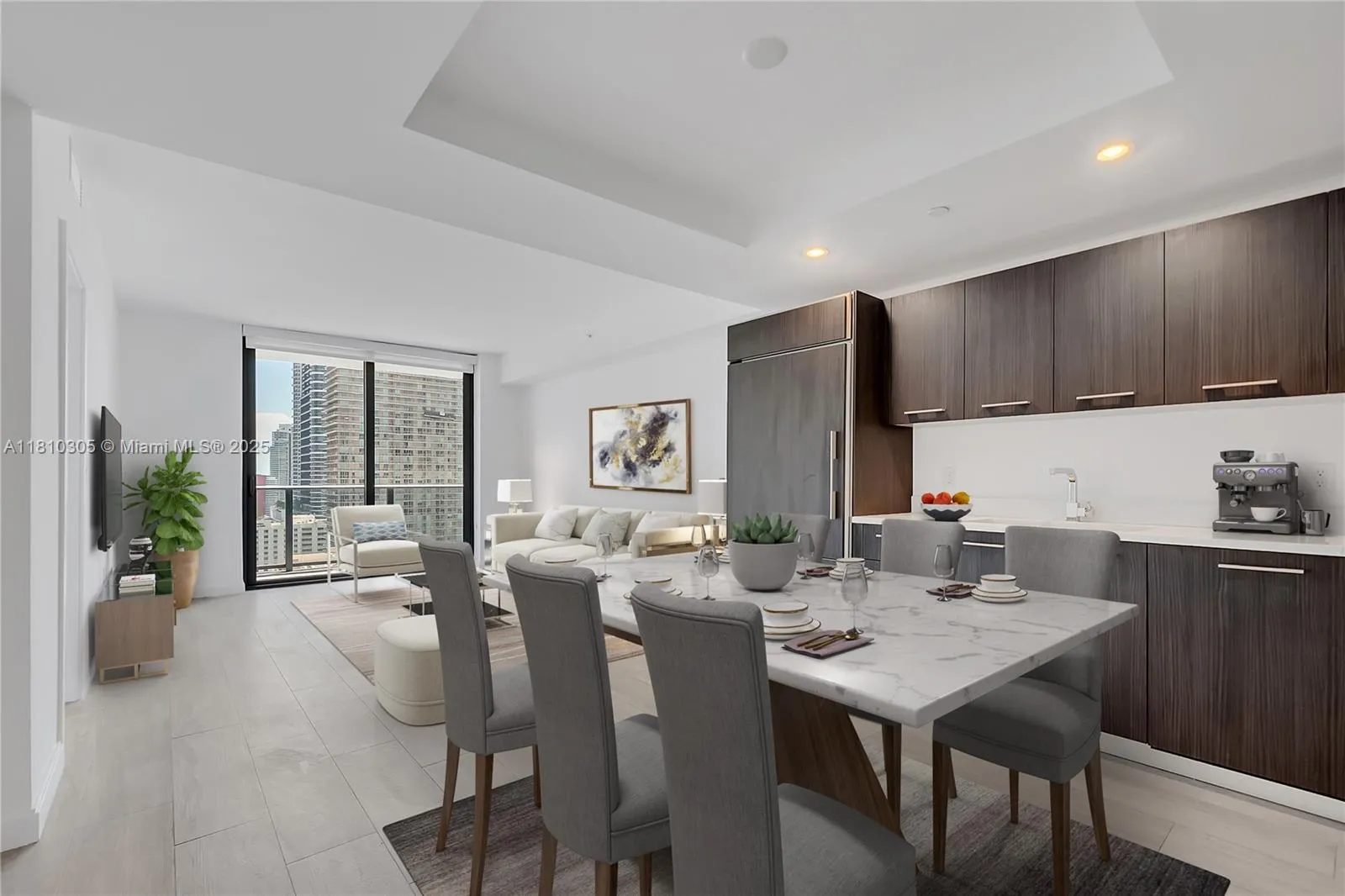 1 bedroom 2 bath for sale at 45 SW 9th St # 2105, Miami FL 33130
