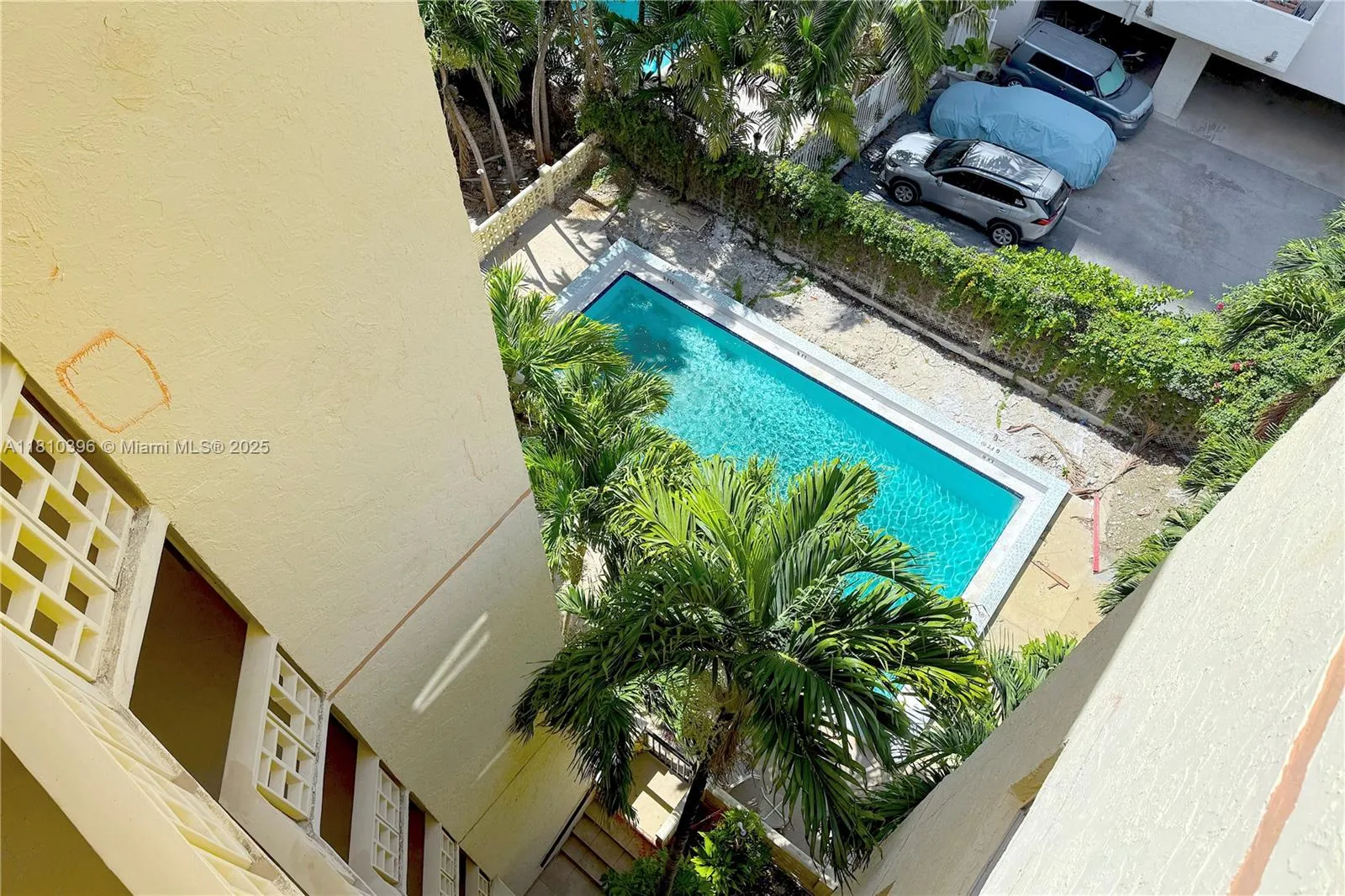 600 NE 25th St, Miami FL 33137