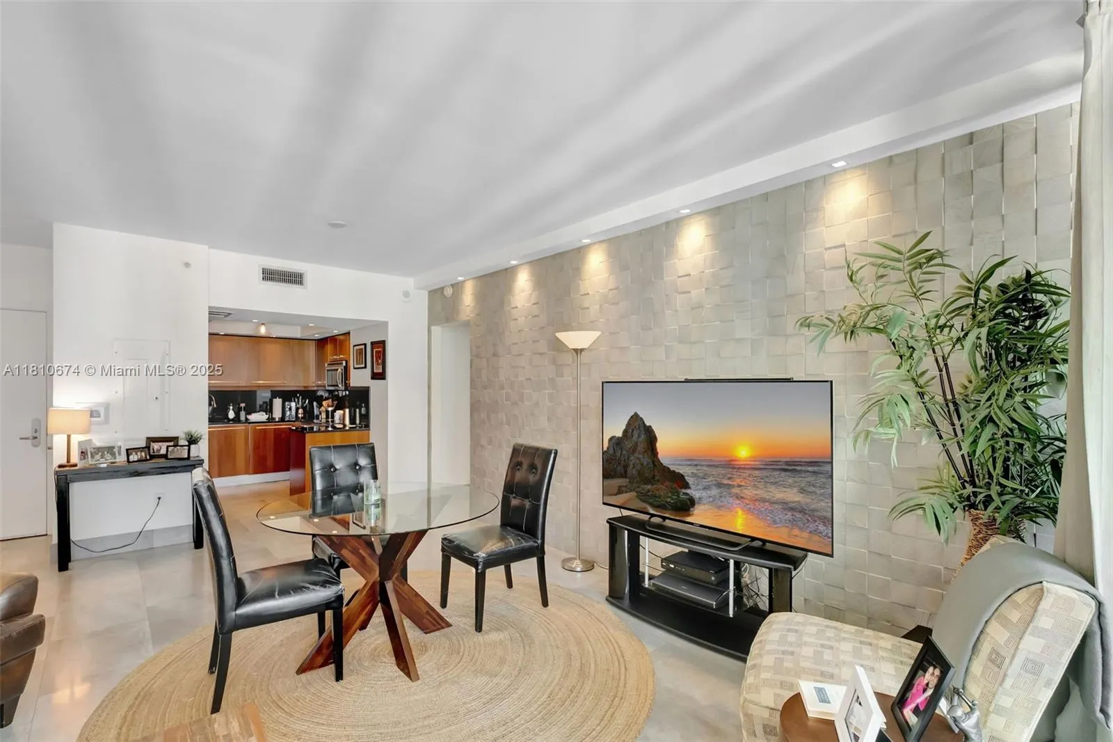 1331 Brickell Bay Dr # 1504, Miami FL 33131