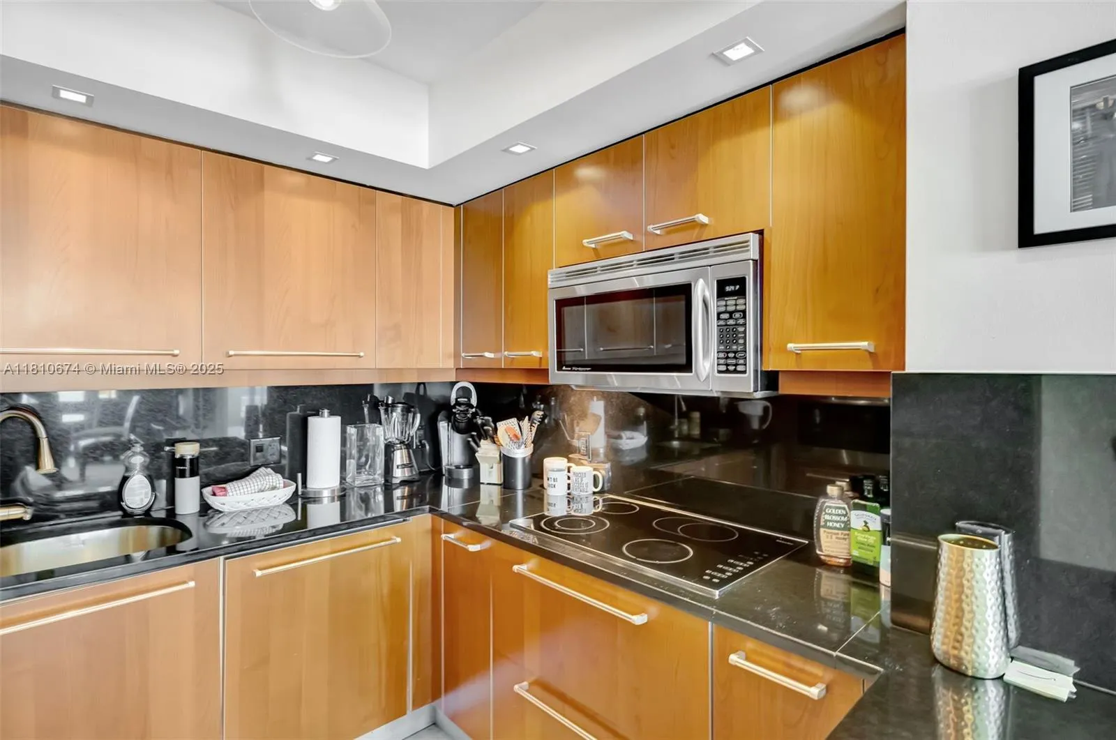 1331 Brickell Bay Dr # 1504, Miami FL 33131