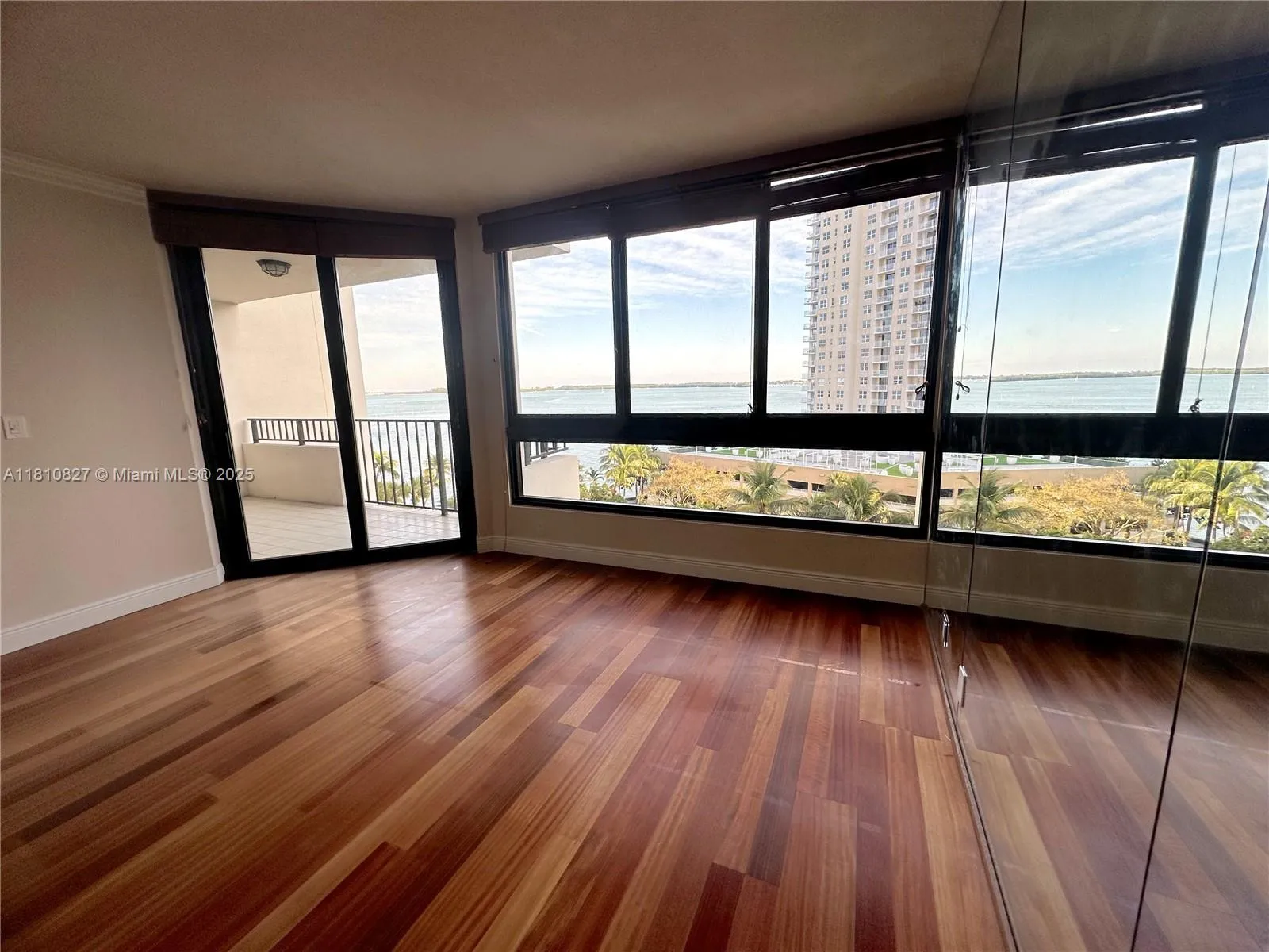 520 Brickell Key Dr # A811, Miami FL 33131