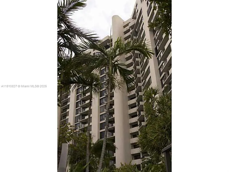 520 Brickell Key Dr # A811, Miami FL 33131