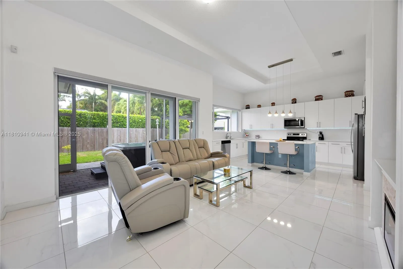 15037 SW 174th St, Miami FL 33187