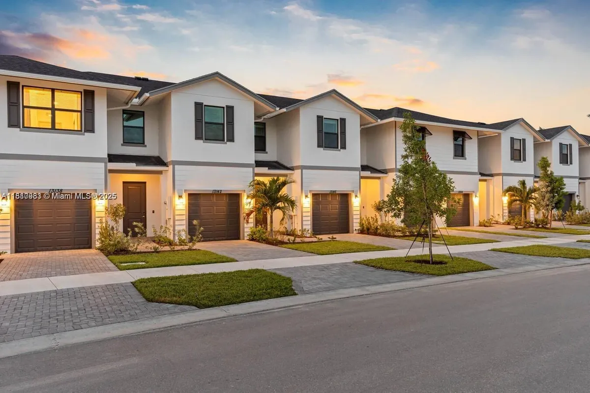 13138 Valletta Way # 218, Port St. Lucie FL 34987