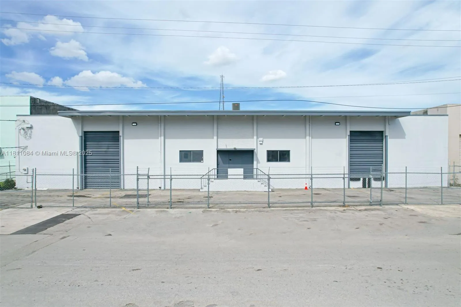 for sale at 507 W 17th St, Hialeah FL 33010