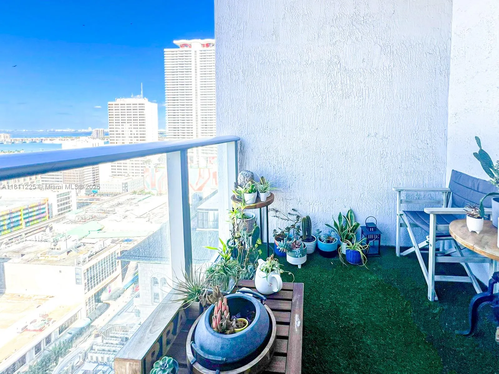 151 SE 1st St # 2204, Miami FL 33131