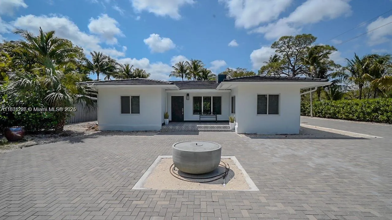 4 bedroom 3 bath for sale at 8390 SW 64th St, Miami FL 33143
