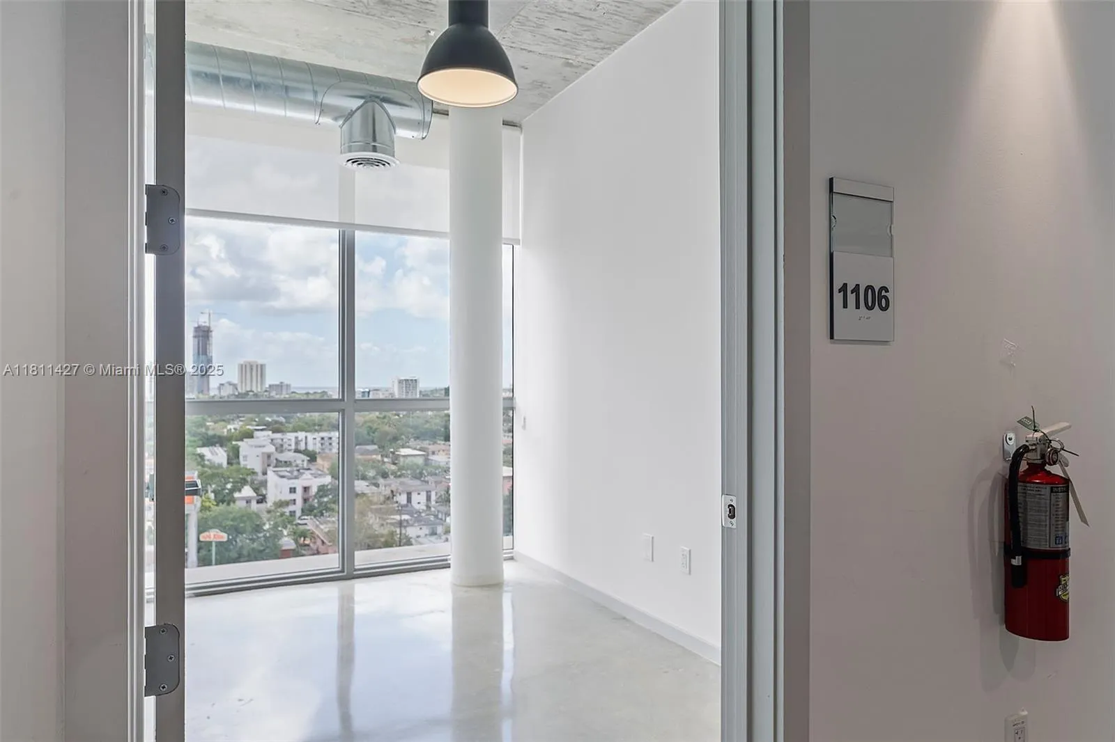 420 SW 7th St # 1106, Miami FL 33130