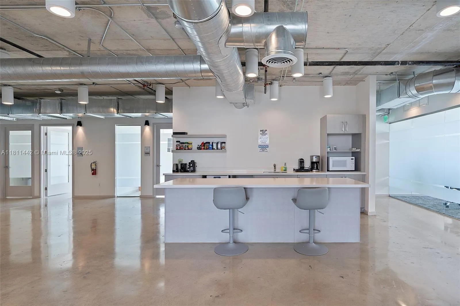 420 SW 7th St # 1006, Miami FL 33130
