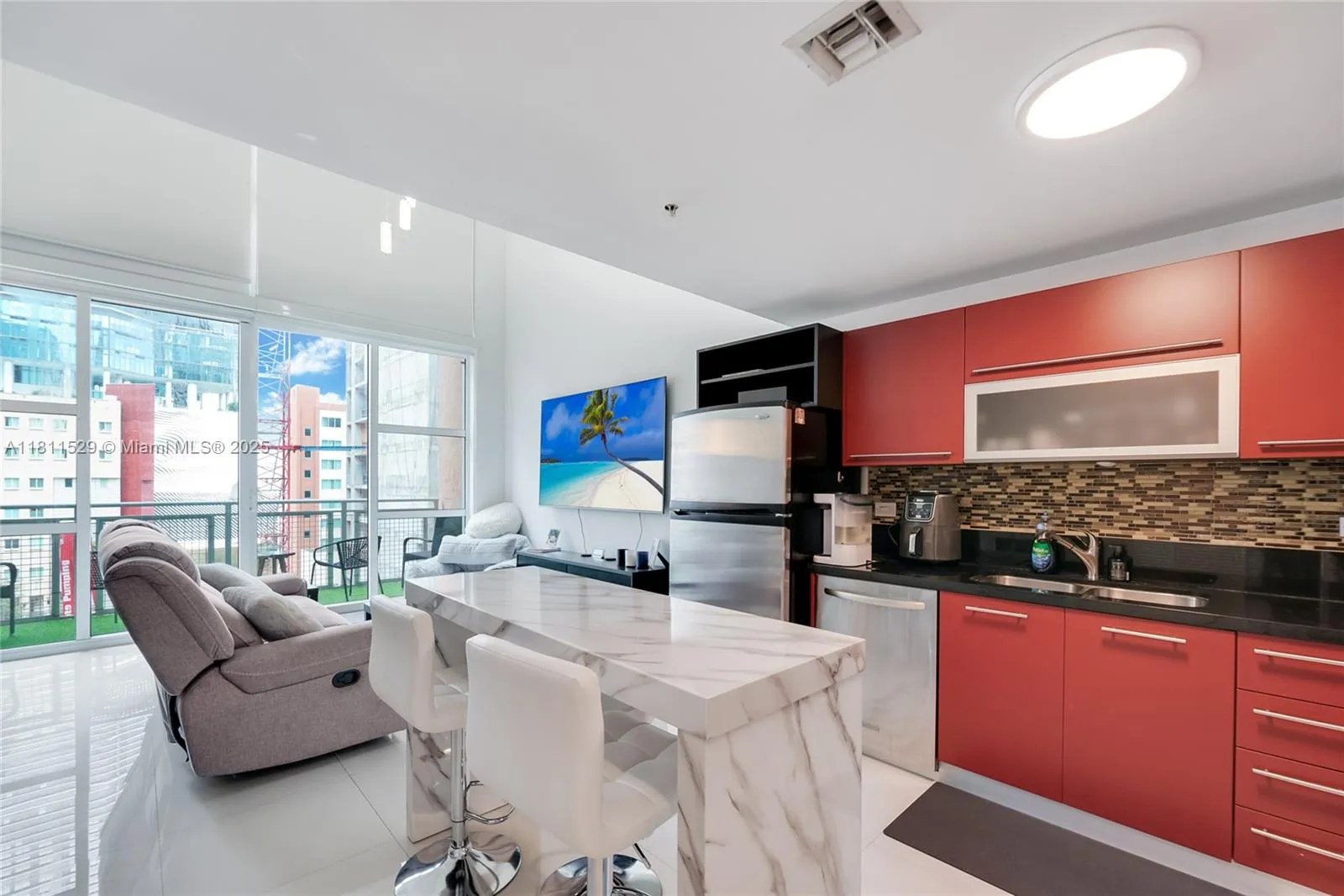 244 Biscayne Blvd # 644, Miami FL 33132