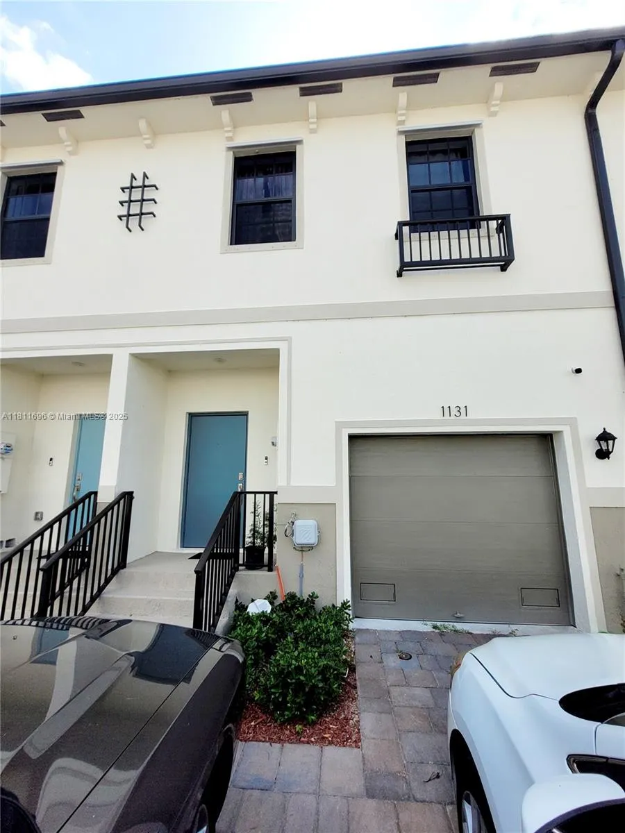 3 bedroom 2 bath for sale at 1131 SW 7th Ct, Florida City FL 33034