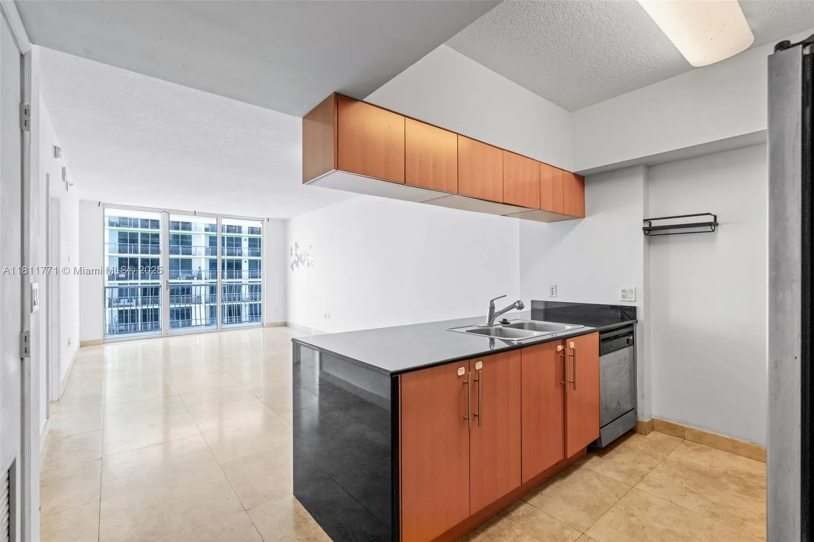 1750 N Bayshore Dr, Miami FL 33132