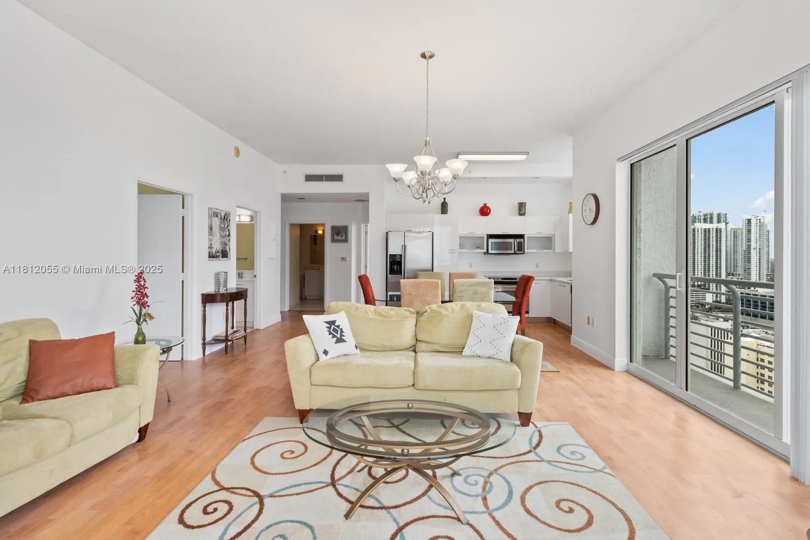 133 NE 2nd Ave # 2513, Miami FL 33132
