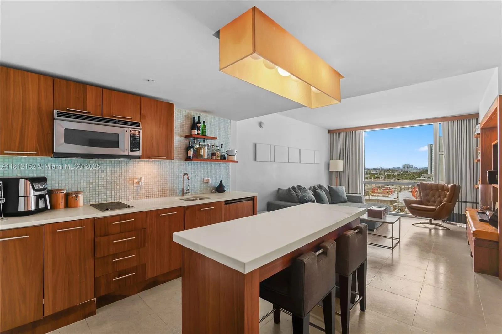 6801 Collins Ave # 703, Miami Beach FL 33141