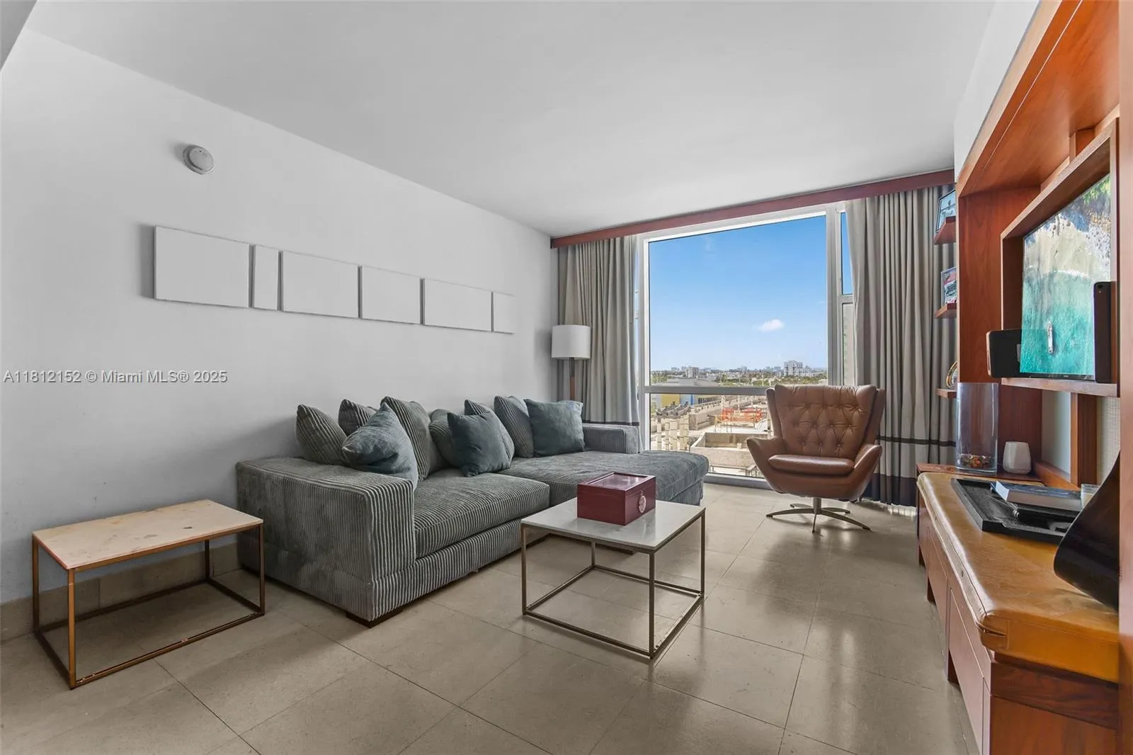 6801 Collins Ave # 703, Miami Beach FL 33141