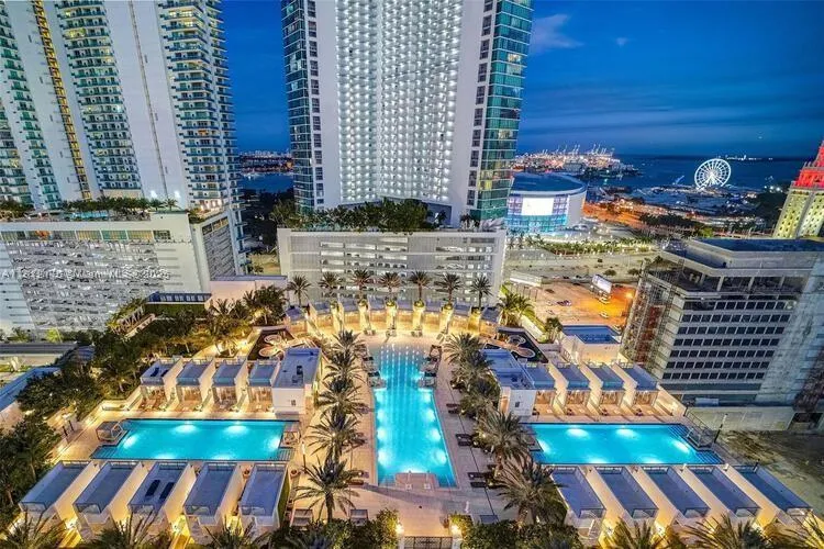 851 NE 1st Ave, Miami FL 33132