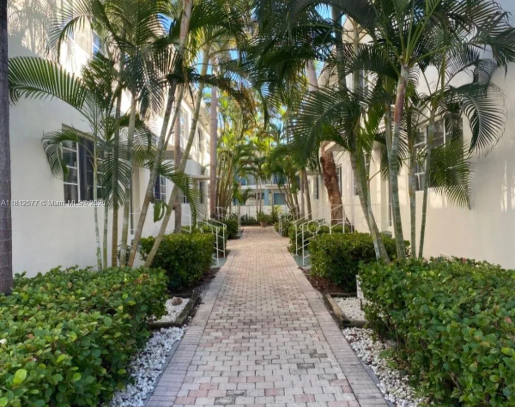 340 84th St # 2, Miami Beach FL 33141