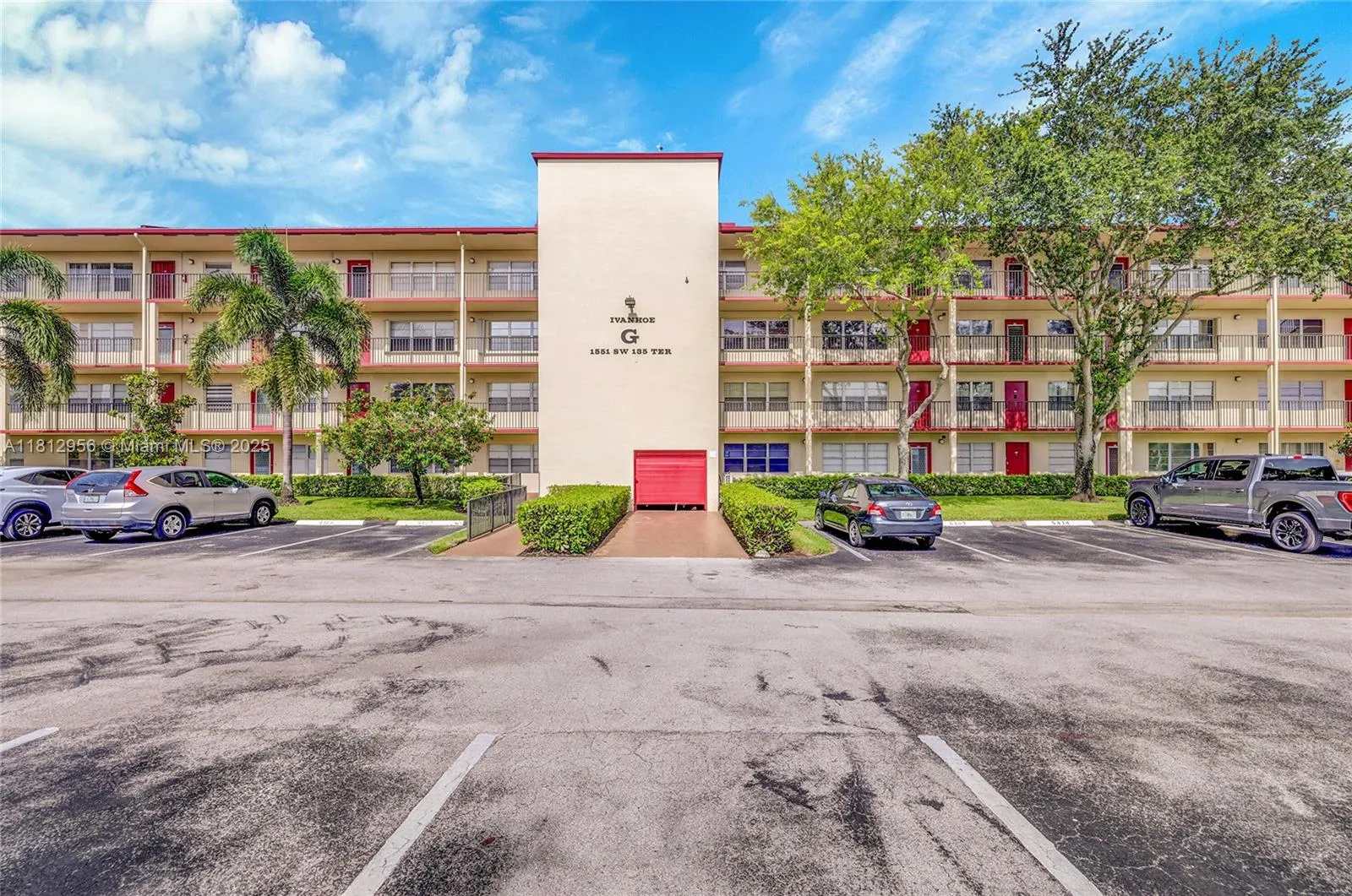 1 bedroom 1 bath for rent at 1551 SW 135th Ter # 112G, Pembroke Pines FL 33027