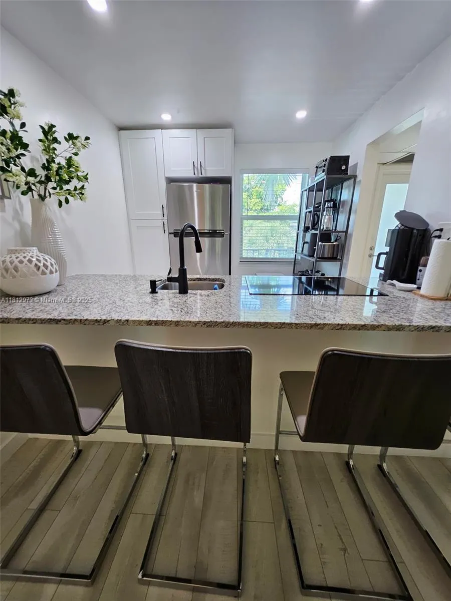 9081 Lime Bay Blvd # 302, Tamarac FL 33321