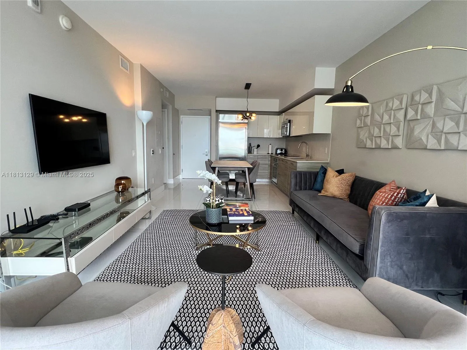 1300 Brickell Bay Dr # 2307, Miami FL 33131