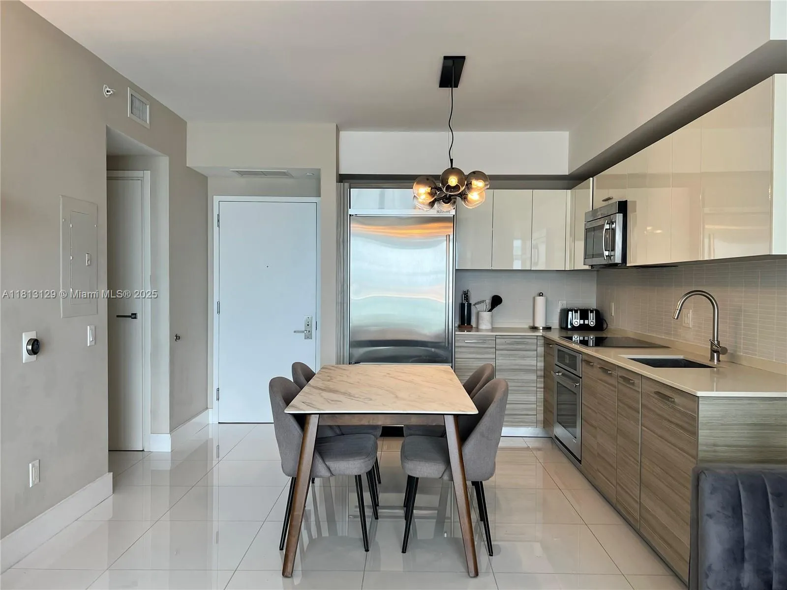 1300 Brickell Bay Dr # 2307, Miami FL 33131