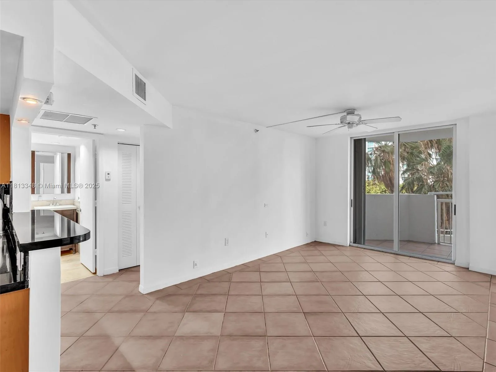 1621 Bay Rd # 406, Miami Beach FL 33139