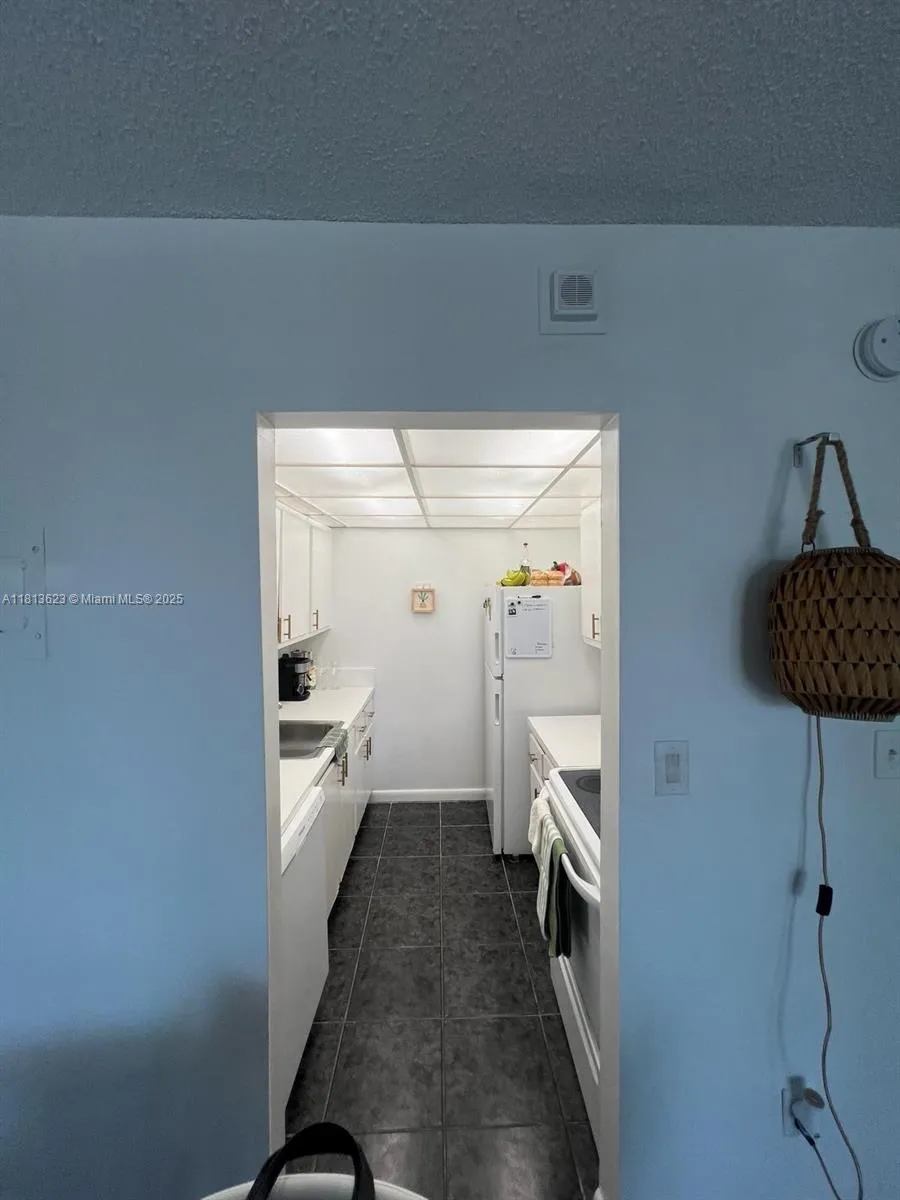2350 NE 135th St # 208, North Miami FL 33181