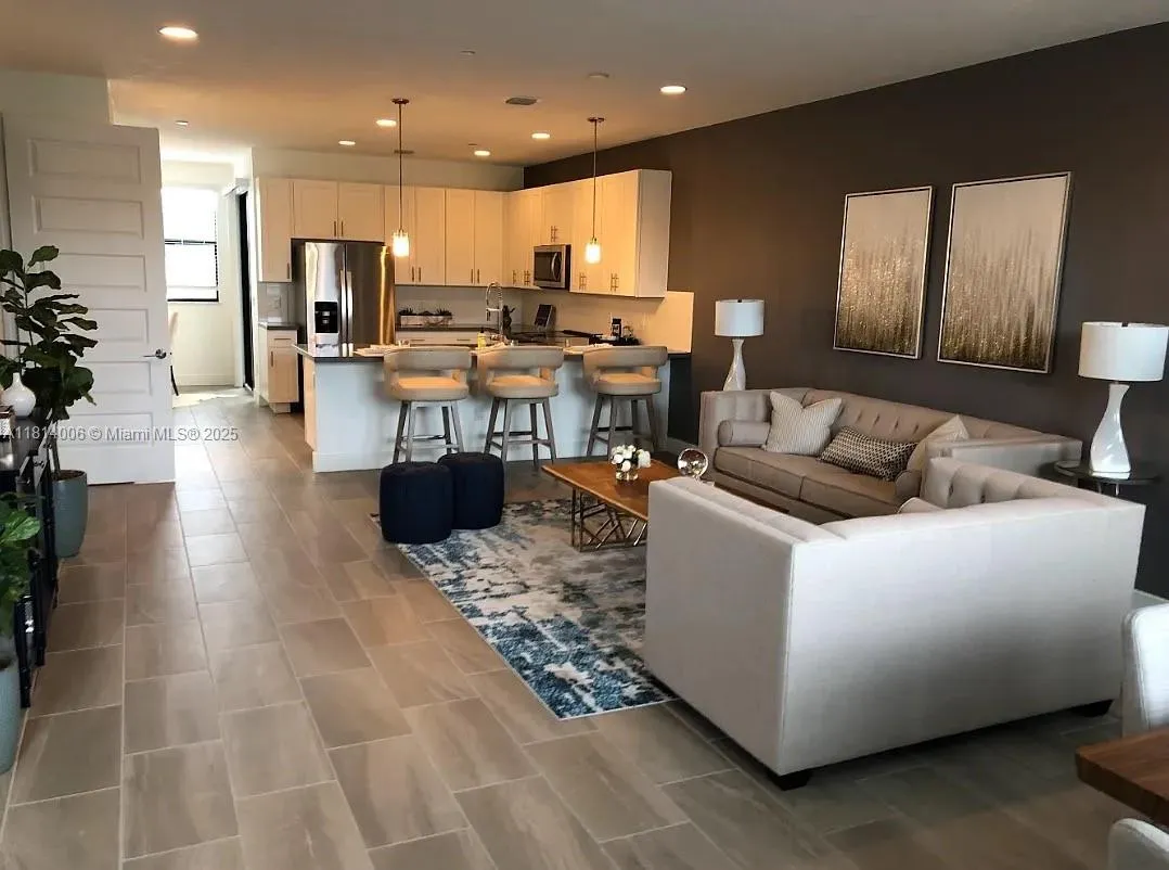 1405 N Dixie Hwy # 4, Fort Lauderdale FL 33304