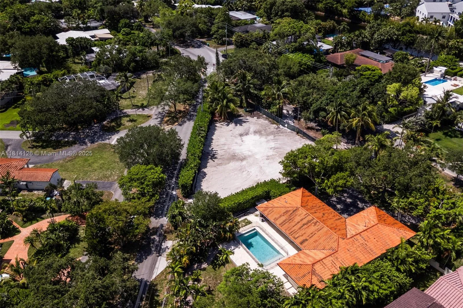 10801 Griffing Blvd, Biscayne Park FL 33161
