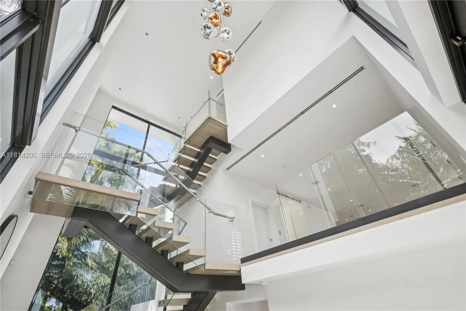 420 N Hibiscus Dr, Miami Beach FL 33139