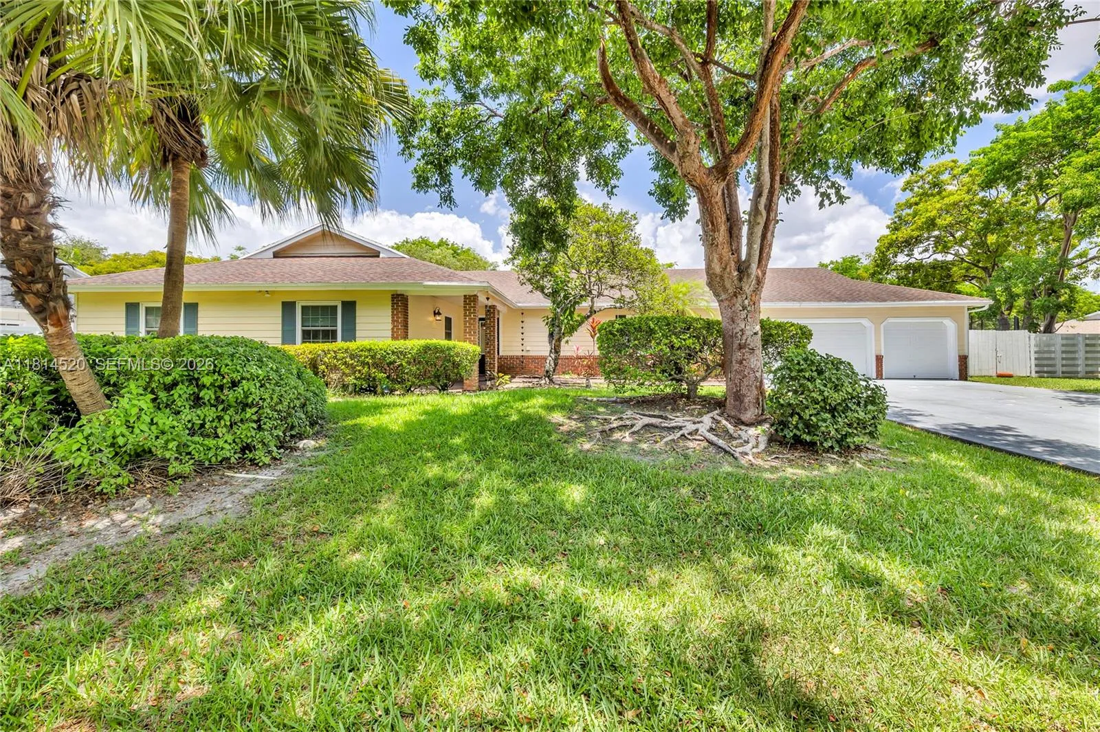 14630 SW 147th Ct, Miami FL 33196