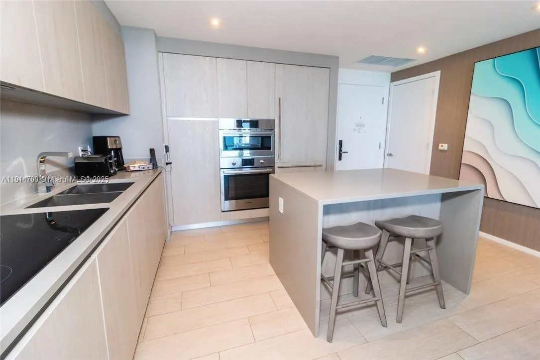 4010 S Ocean Dr # R1905, Hollywood FL 33019